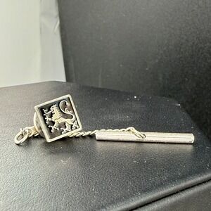 Vintage Rampant Lion Tie Tack Silver Tone Enamel.